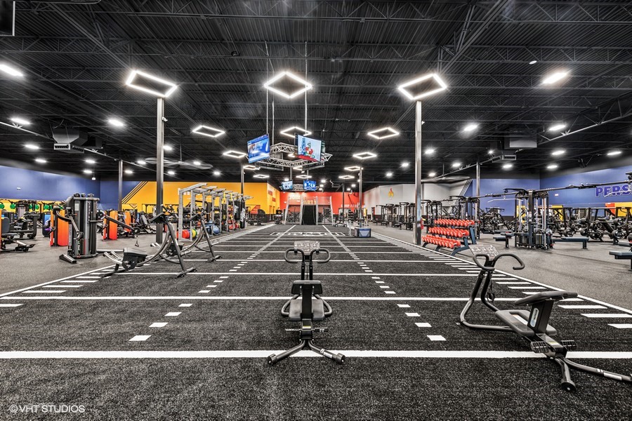 Crunch Fitness - East Henderson