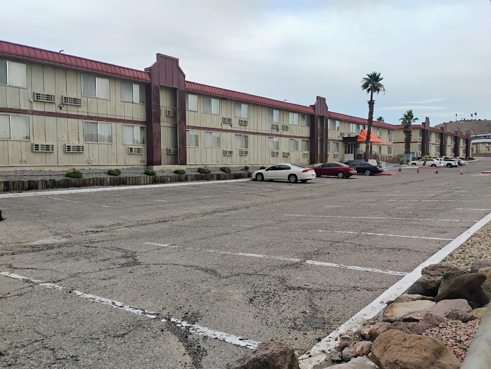 Colorado River Value Inn