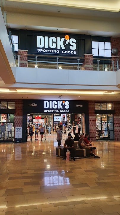 DICK'S Sporting Goods