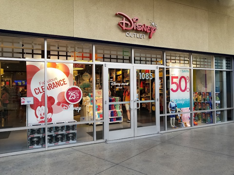Disney Store Outlet