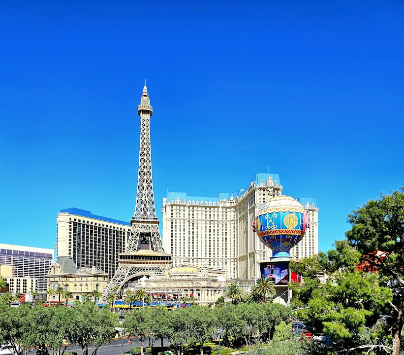 Balloon Sign at Paris Las Vegas