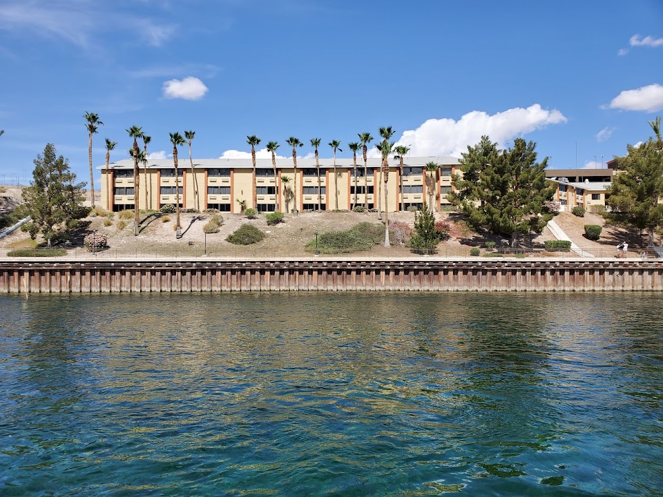 Laughlin River Lodge