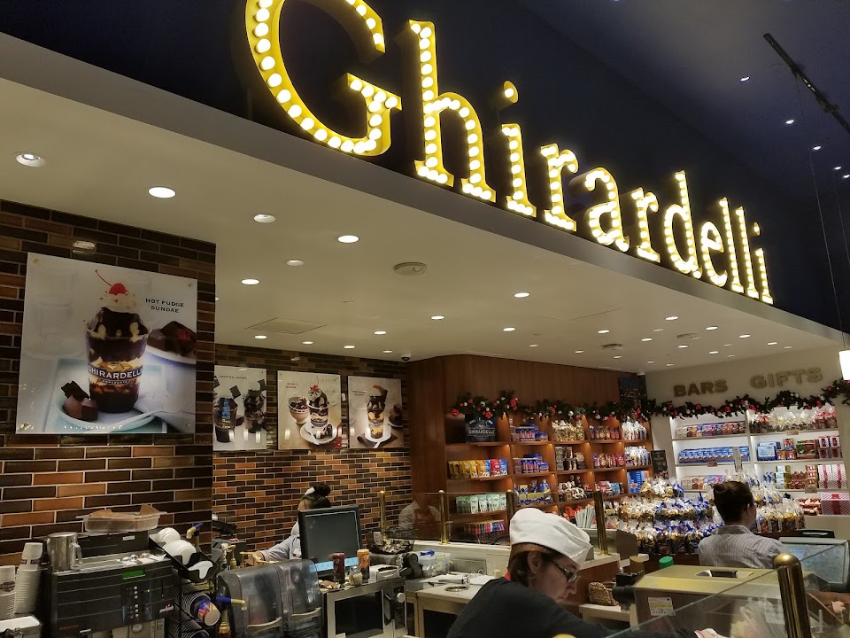 Ghirardelli Ice Cream & Chocolate Shop